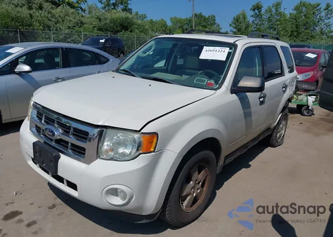 2012 Ford Escape Xlt из США, поврежденный, VIN 1FMCU0D71CKC54474